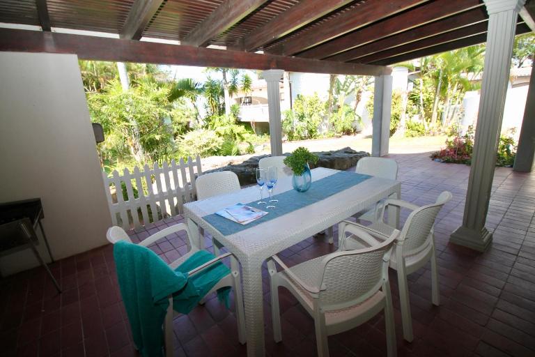 Summer Lodge Villa 5 - B&B Uvongo Beach