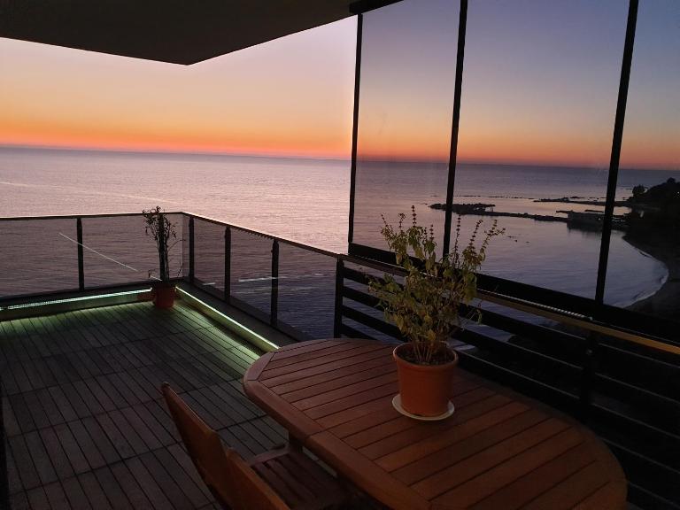 SUNSET VIBES DURRËS - Ferienwohnung Durrës