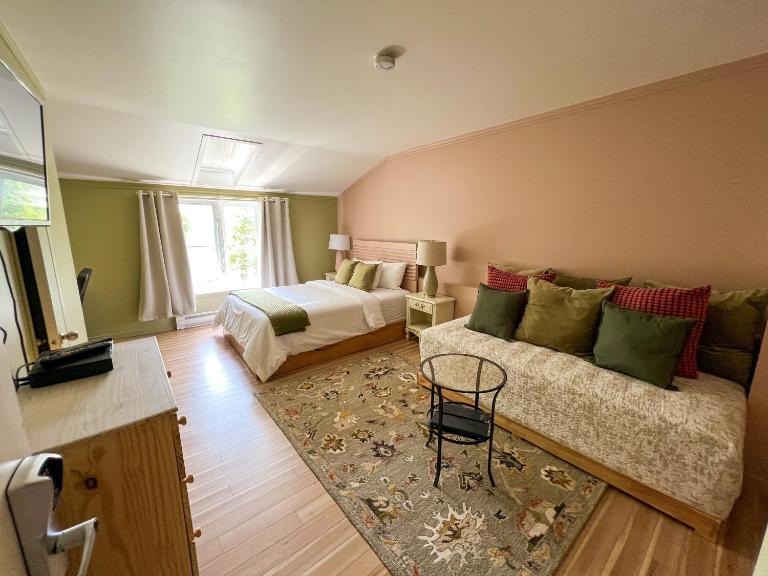 Auberge la Rosepierre bistro Henri - B&B Grandes-Bergeronnes