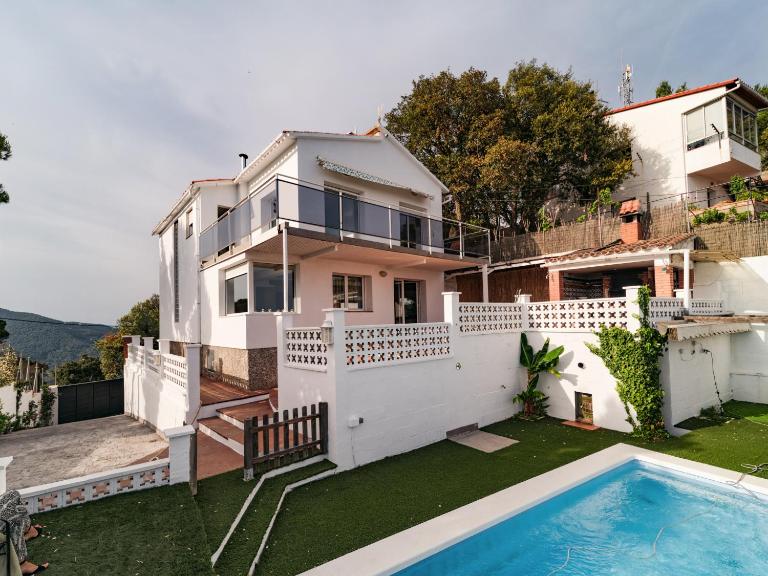 Villa Elena - B&B Pineda de Mar