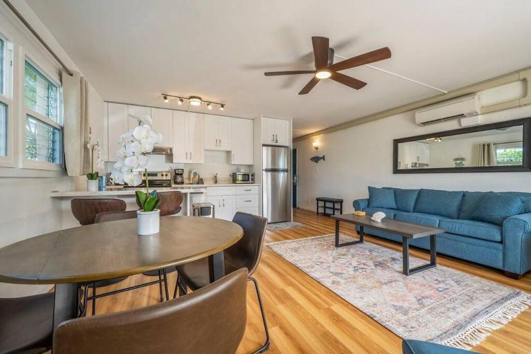 Kihei Kai Nani 100- Remodeled Ground floor, Oceanview, steps to Beach - Bed and Breakfast Kīhei