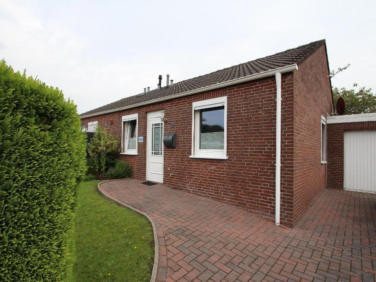 Bungalow in Berumbur nahe Norddeich Strand - B&B Berumbur