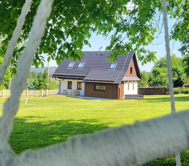Chaloupka Pomněnka na Lipce - B&B Nasavrky