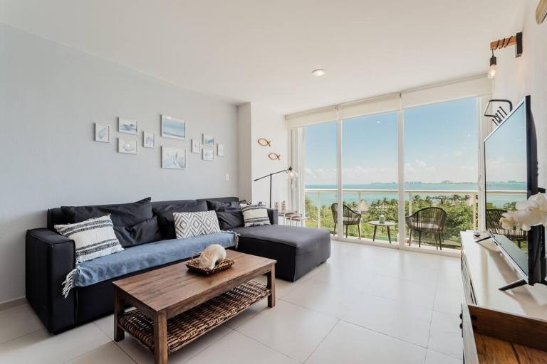 ☆BLUE NEST- Beachfront apartment by CASA PARAISO☆ - B&B Cancún