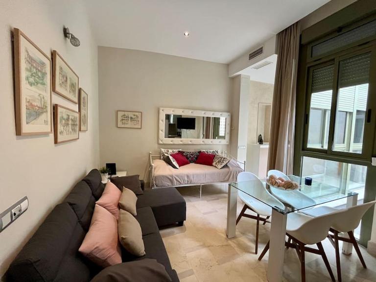 Apartamento Sierpes-Azofaifo - B&B Seville