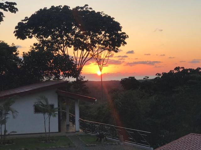 Villas Lambeau #2 Ocean View Fiber Optic - B&B Uvita