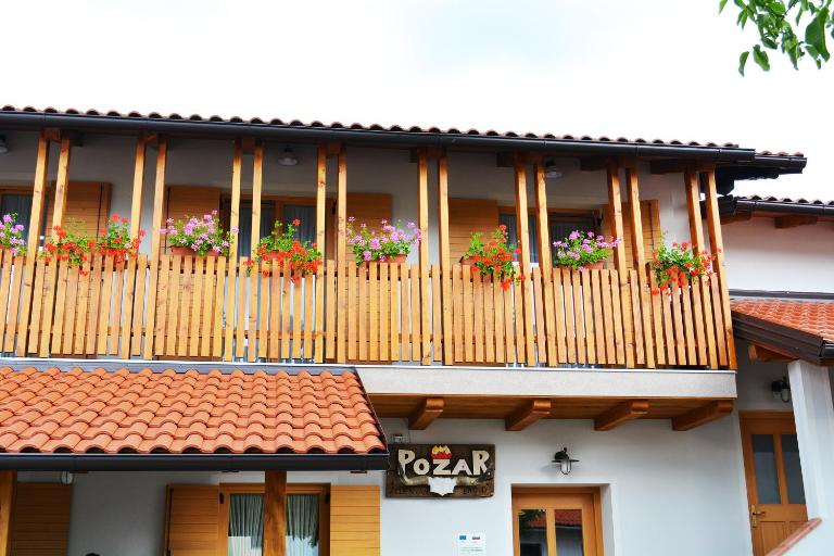 Turistična kmetija Pri Požarju - B&B Fontana del Conte