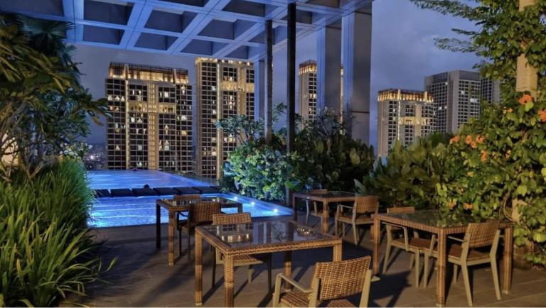 25-Revo Aurora, Pavilion - Bed and Breakfast Kuala Lumpur