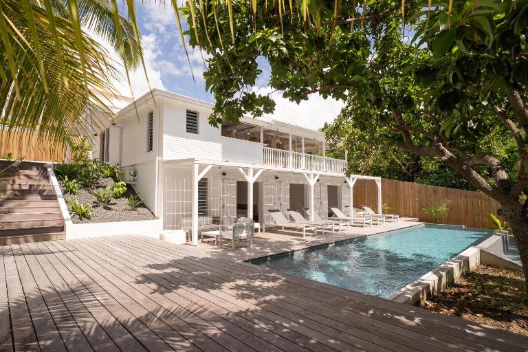 Villa Cabanes - piscine à débordement & plage - B&B Saint-François