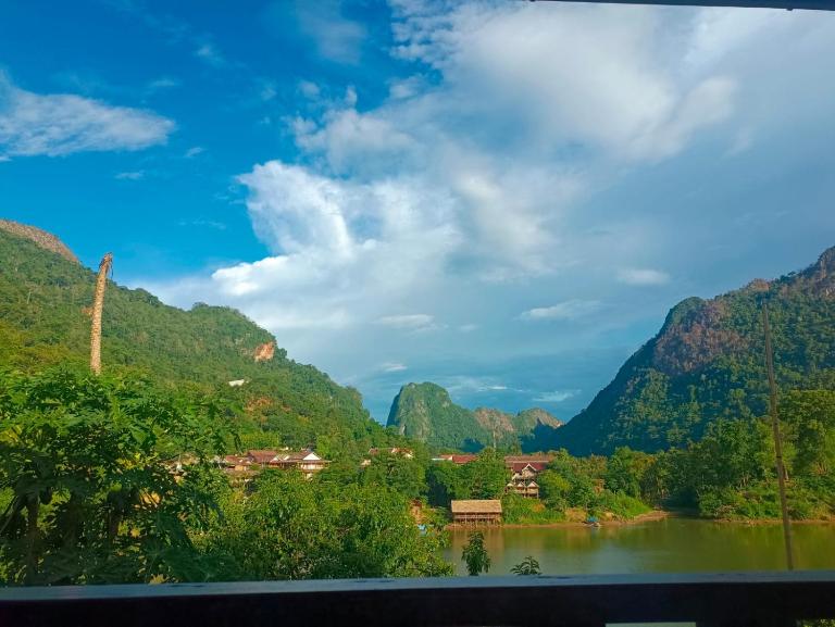 Khamphan Guesthouse - Ferienwohnung Ban Hatxao