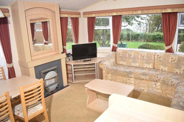 Salisbury Bronze LC11 - B&B Minehead