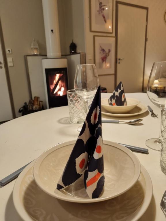 Villa Valo with PRIVATE SAUNA&FREE PARKING - B&B Rovaniemi