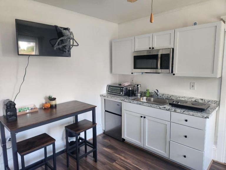 Street side studio apartment - B&B Manchester