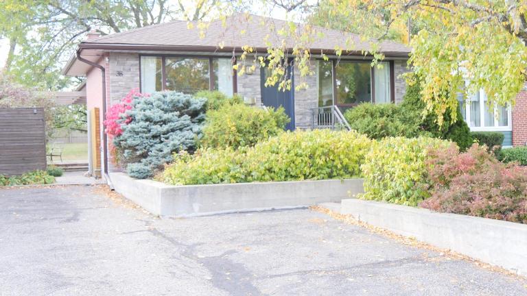 Richview Gardens Suite, 3-bdr - B&B Toronto