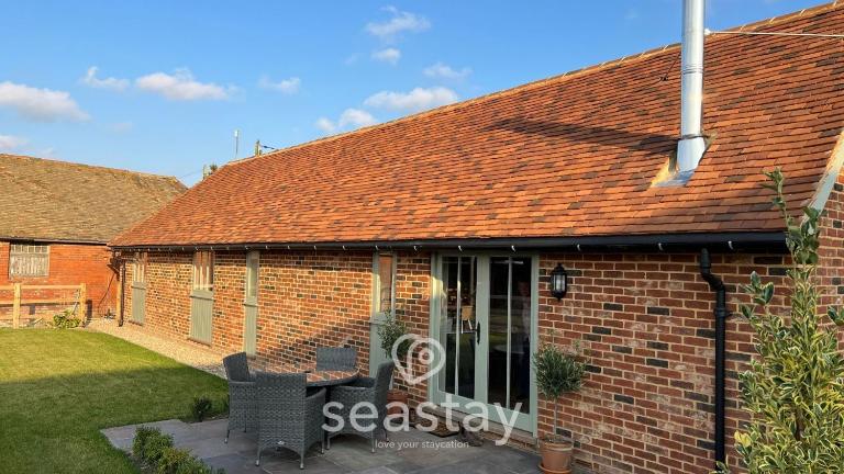 Myrtles Barn Amazing Renovated 2 Bed NO GUEST FEE - B&B Kent
