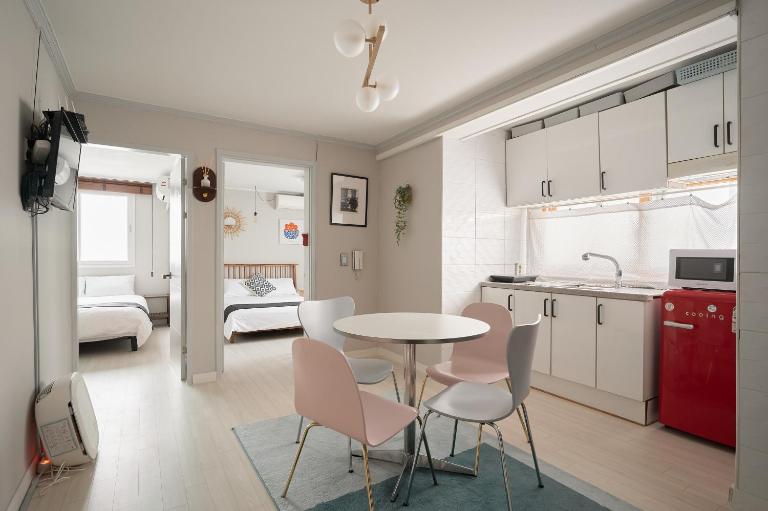 Simple Hongdae - B&B Seúl