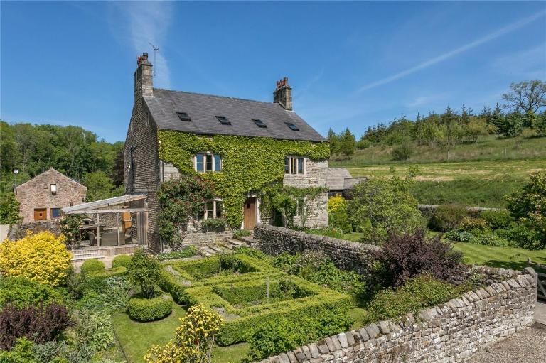 Large Country Farmhouse - Chambres d'hôtes Waddington