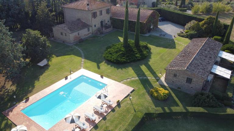 Fattoria Borgonuovo - B&B Cortona