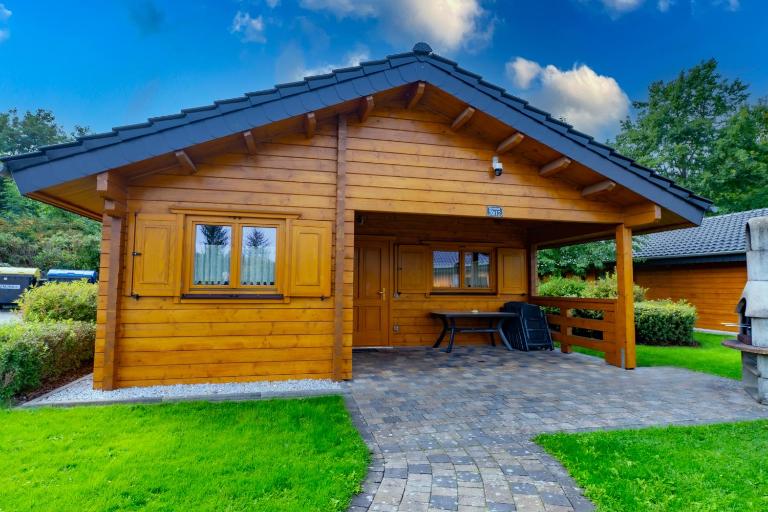 Bungalows am Senftenberger See - B&B Großkoschen