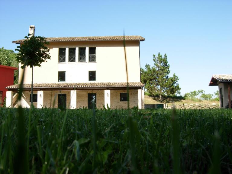 Agriturismo la Casa del Vecchio Mulino - B&B Carassai