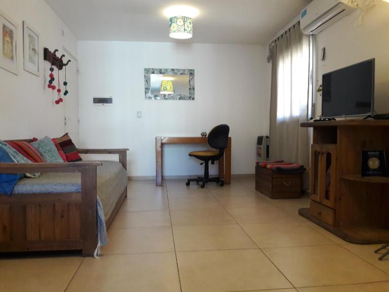 Espacio C San Juan con cochera - Ferienwohnung Córdoba