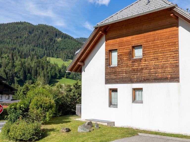 Alpen family apartment Bergfreunde near skilift and golf course - Ferienwohnung Bad Kleinkirchheim