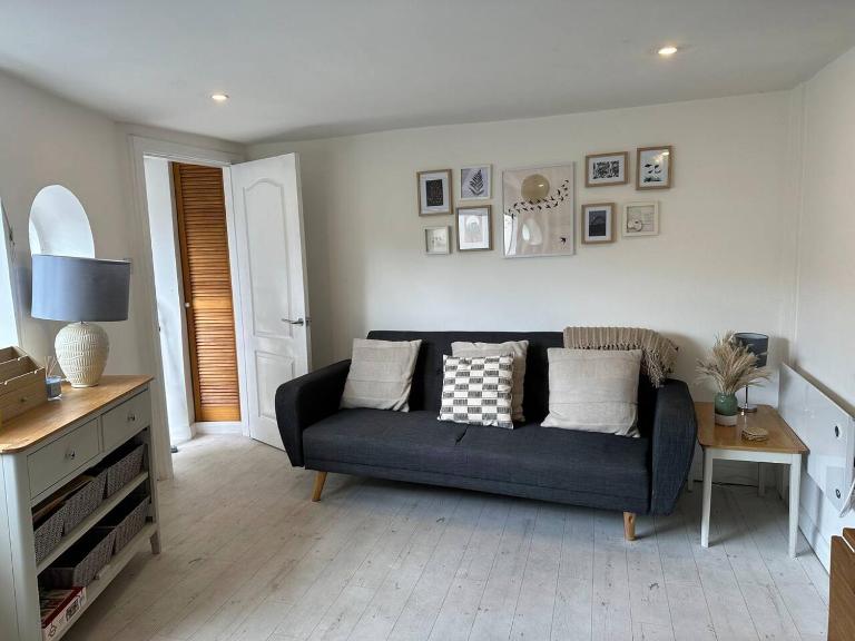 Cozy 1 Bedroom Flat The Snug - Ferienwohnung Kent