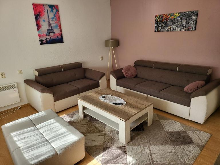 Stan u centru Prnjavor - Ferienwohnung Prnjavor