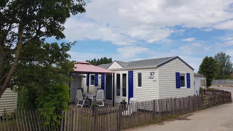 Chalet Sonnenschein - Bed and Breakfast Bredene