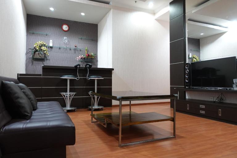 Town House MGR 2, Central Park Mall Area, Pool Side-1st floor - B&B Jakarta