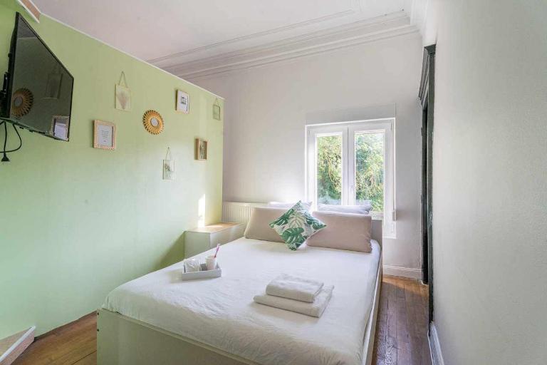 Chambre 30m - Salon privé - 2TV - Wifi - B&B Woippy