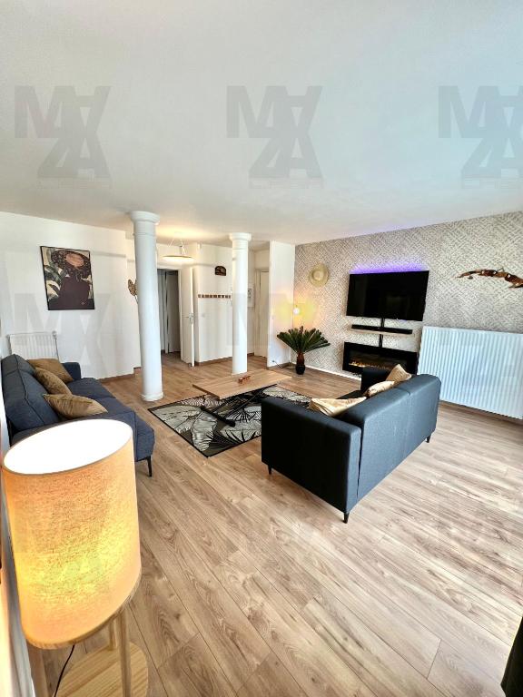 El Cubanito Athéna - Résidence de Standing - 2 Chambres - 4 Couchages - 8 Personnes Max - Parking Privé - Gare à 8 min - Chambres d'hôtes Cergy