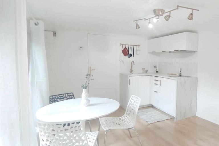 Maisonnette avec jardin - proche Paris - Disney - B&B Gagny