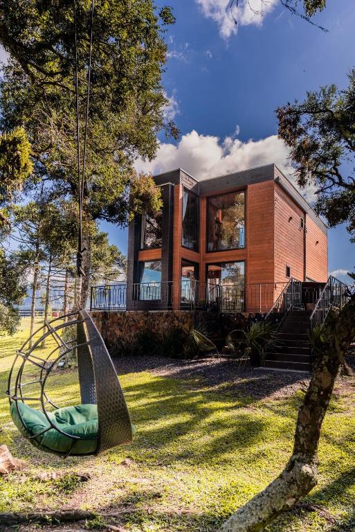 CABANA HORSES LA CONTEMPORANEA- vista ponto turístico Pedra Morro do Campestre -Asfalto até a Cabana - Chambres d'hôtes Urubici