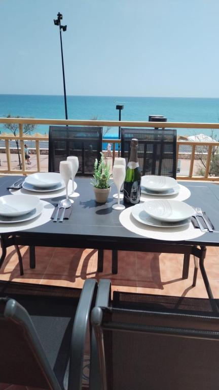 the best beachfront apartment - Ferienwohnung Fuengirola