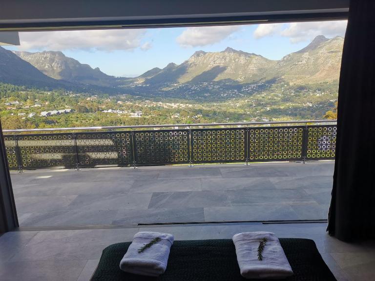 Valley Views Forever - B&B Cape Town