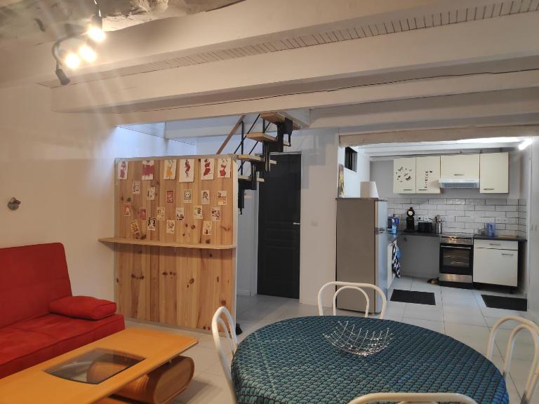 Maison 4 personnes - Bed and Breakfast Caillac