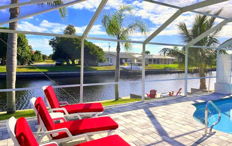 NEW! House Lucia - B&B Cape Coral
