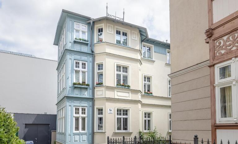 Monciak Comfort - Kamienica by OneApartments - B&B Sopot