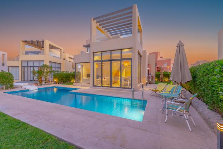 Elegant 4BR in Tawila, Gouna. Private Pool, Lagoon - B&B Hurghada