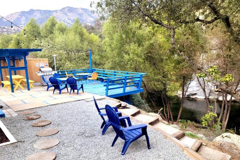 Retro House on the River ! - B&B Three Rivers