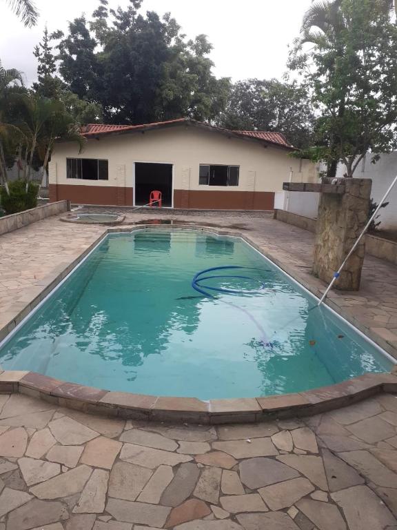 CHÁCARA PARA ROMEIROS- próximo ao santuário de nossa senhora - Ferienwohnung Roseira