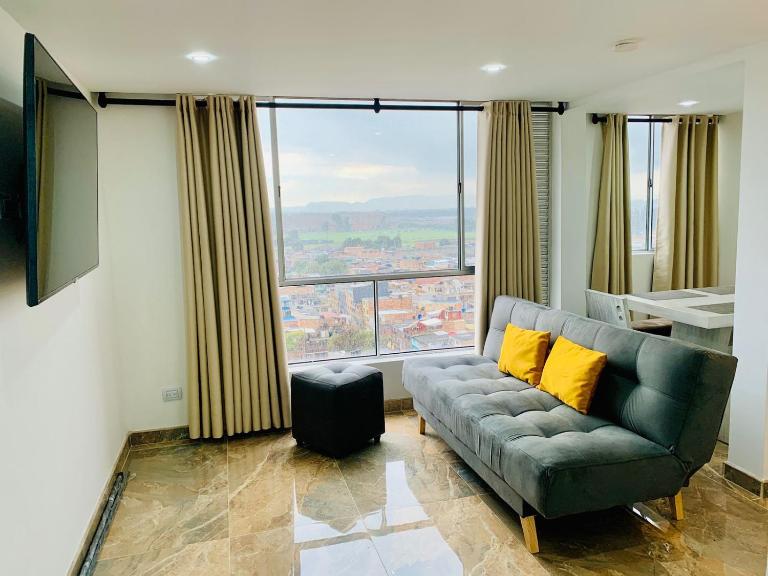 Alquiler Apartamento en Bogotá cerca al aeropuerto-Colibri Dorado-by-wonderlust - B&B Bogotá