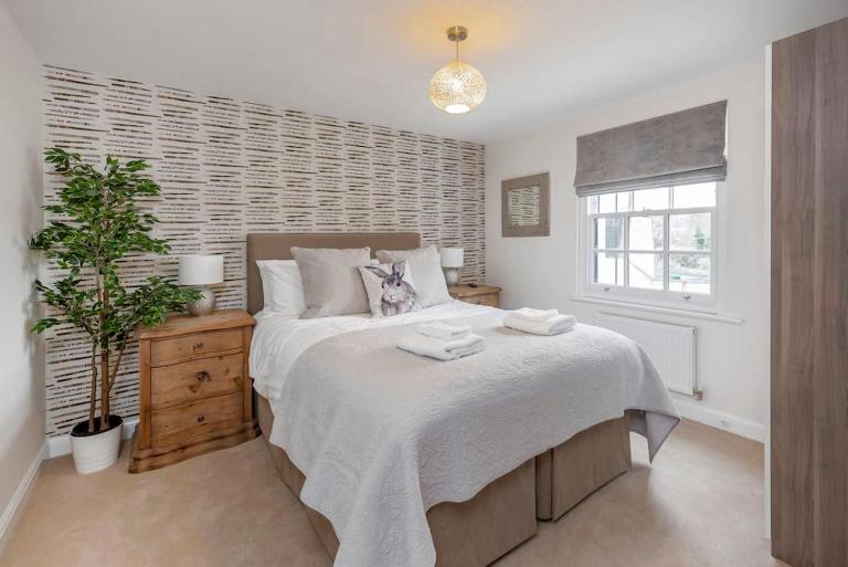Fantastic 3-bed house with parking - Bed and Breakfast Bath