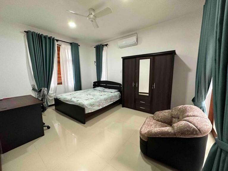 Beauty World Villa - Gampaha - Bed and Breakfast Gampaha
