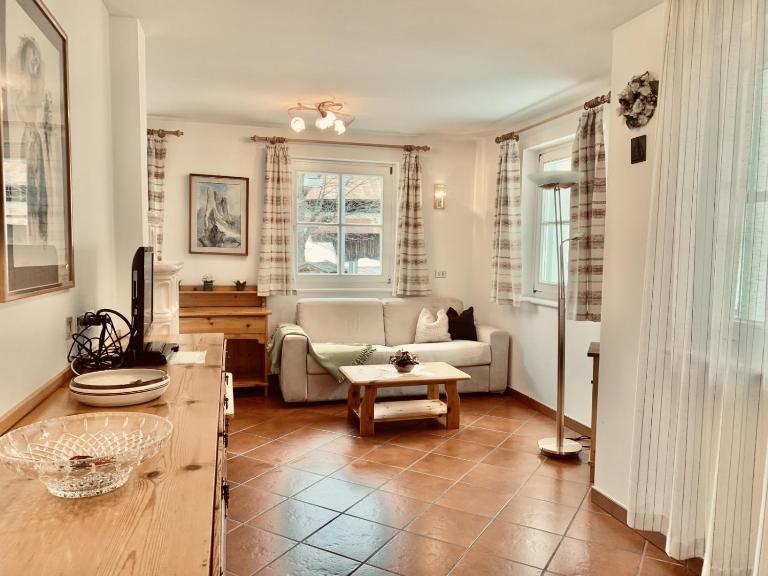 Cesa Cascata - Ferienwohnung Canazei