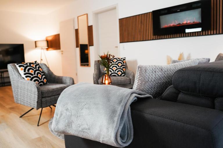 Paderborn-Oase mit Kamin-Balkon-Stilvolles Zuhause-24 -7 Self Check in, kostenloser Parkplatz - B&B Paderborn