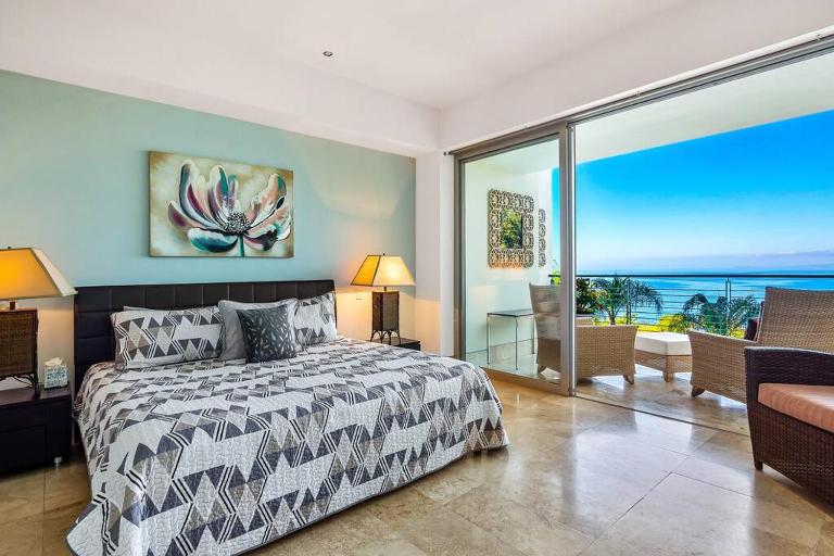 Amapas ocean view condo - B&B Puerto Vallarta