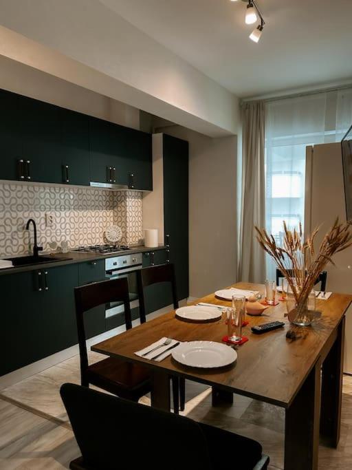 Royal Comfy Apartament 2 rooms Ab Homes - B&B Iași