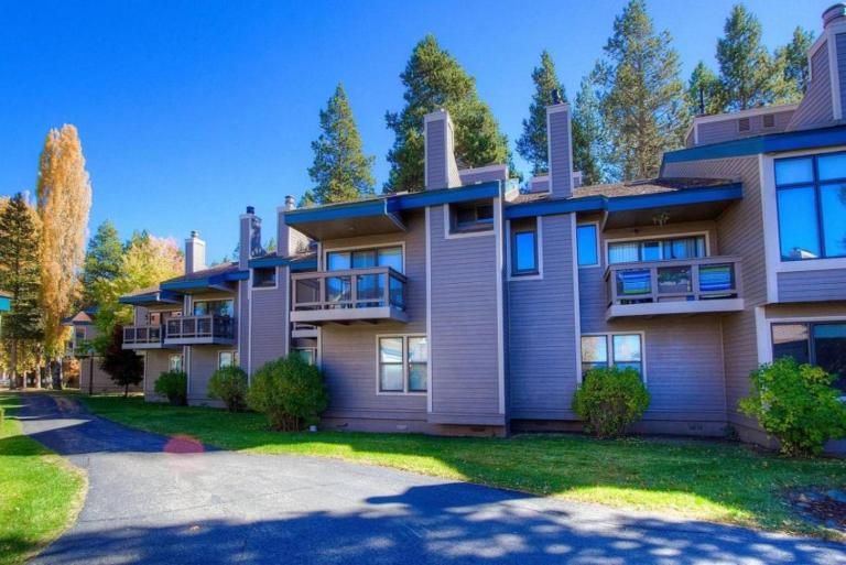 Our Happy Place home - B&B South Lake Tahoe